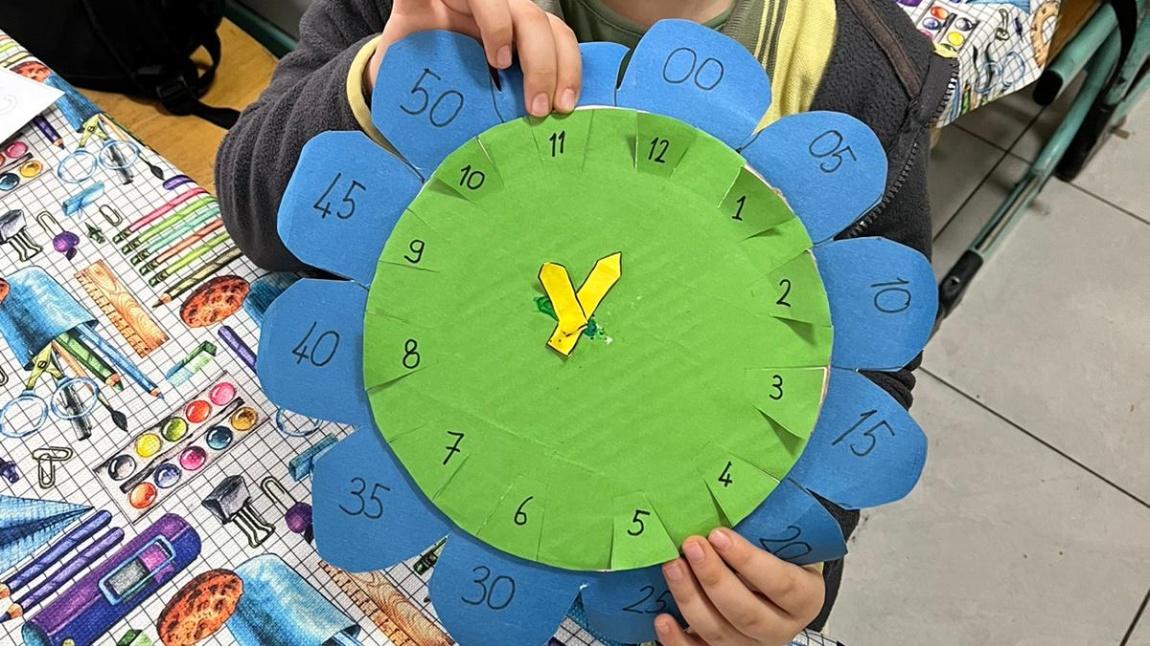 3/A Sınıfı Öğrencileri, Zamanı Ölçme Etkinliğiyle Saat Bilgisini Eğlenerek Kazandı